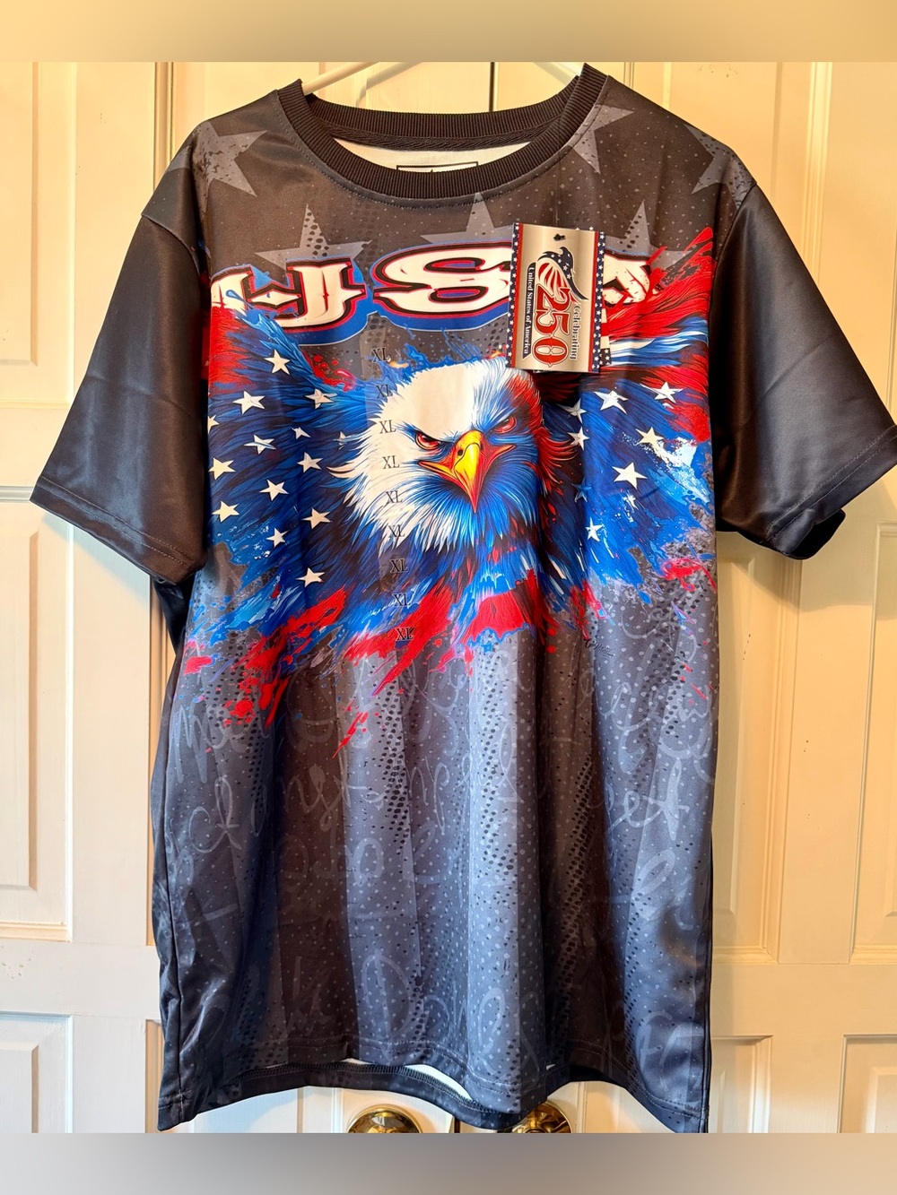 New With Tags – USA 250 Patriotic Bald Eagle T-Shirt – Size XL